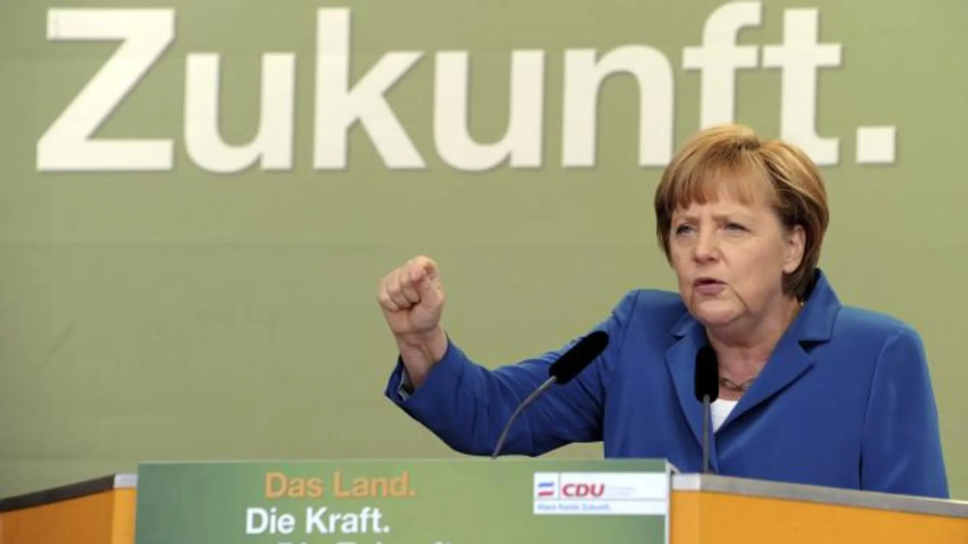 Merkel se compromete a una «estrecha colaboración» con Hollande