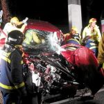 Un hombre empotró su vehículo contra un muro y un poste de señalización de tráfico en un desvío de la A-6, en la capital.