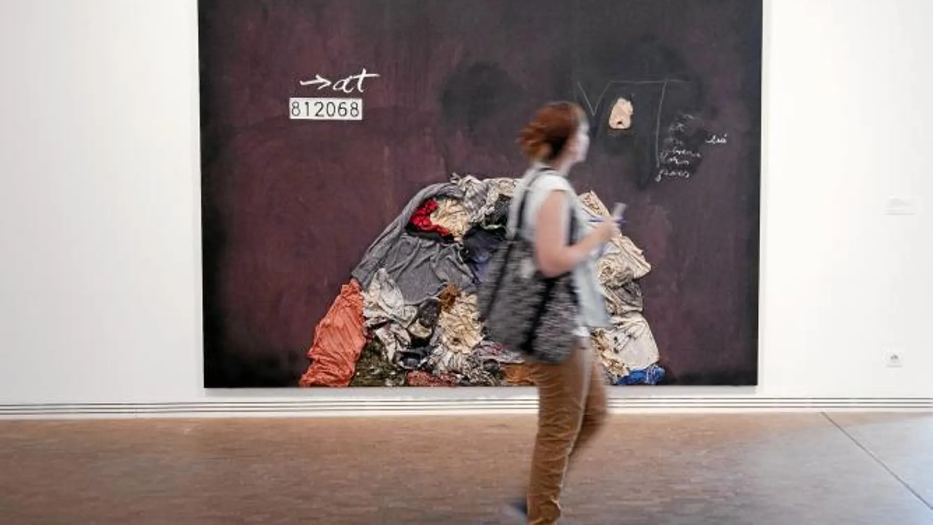Una exposición reúne la fascinación de Tàpies por el cuerpo humano