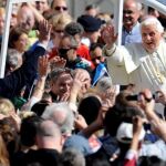 El Papa anuncia su inminente viaje a África, preocupado por el hambre y guerras