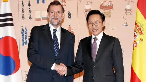 Lee Myung Bak: «Europa debe tomar decisiones dolorosas»