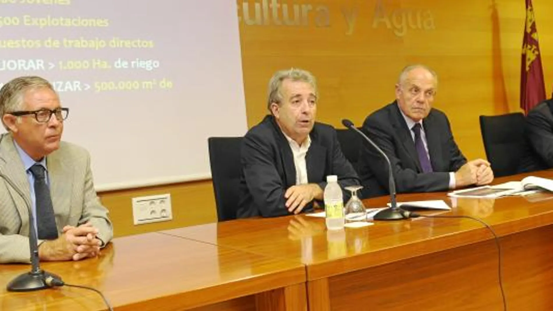 Agricultura oferta ayudas para incorporar a jóvenes al sector