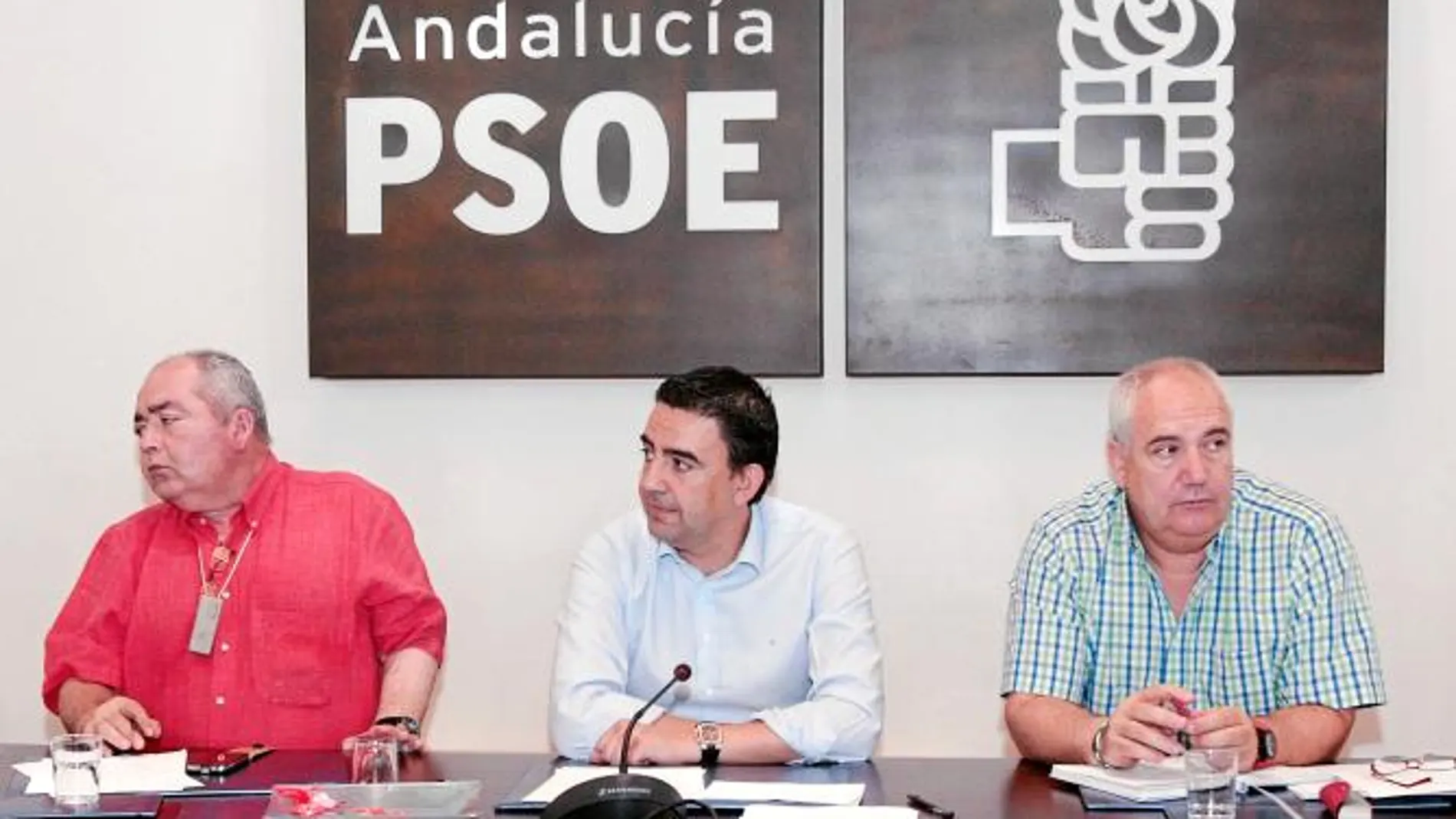 El eje PSOE-CC OO-UGT profundiza en la agitación contra el Gobierno
