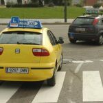 Un nuevo examen de conducir, más largo y con diez minutos sin órdenes