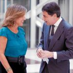 Ana Botella e Ignacio González celebraron ayer la primera reunión institucional en Sol