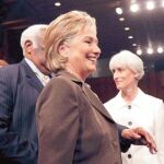 Hillary dispuesta a hablar con Irán