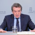 El portavoz, José Antonio de Santiago-Juárez, explica los acuerdos aprobados en el Consejo de Gobierno