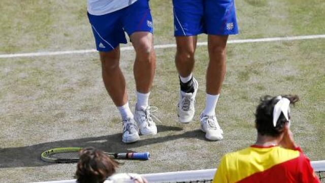 La pareja española espera en la red para felicitar a los ganadores