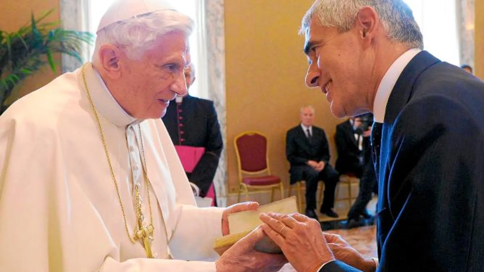 Benedicto XVI durante la audiencia de ayer con políticos democristianos