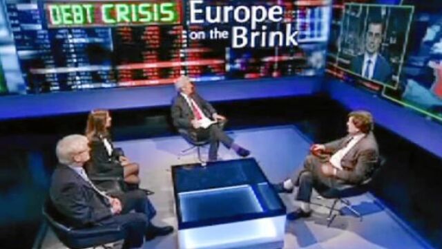 TENSIÓN EN PLATÓ. Hasta en tres ocasiones, el periodista británico insultó al portavoz español, Amadeu Altafaj (en el recuadro)