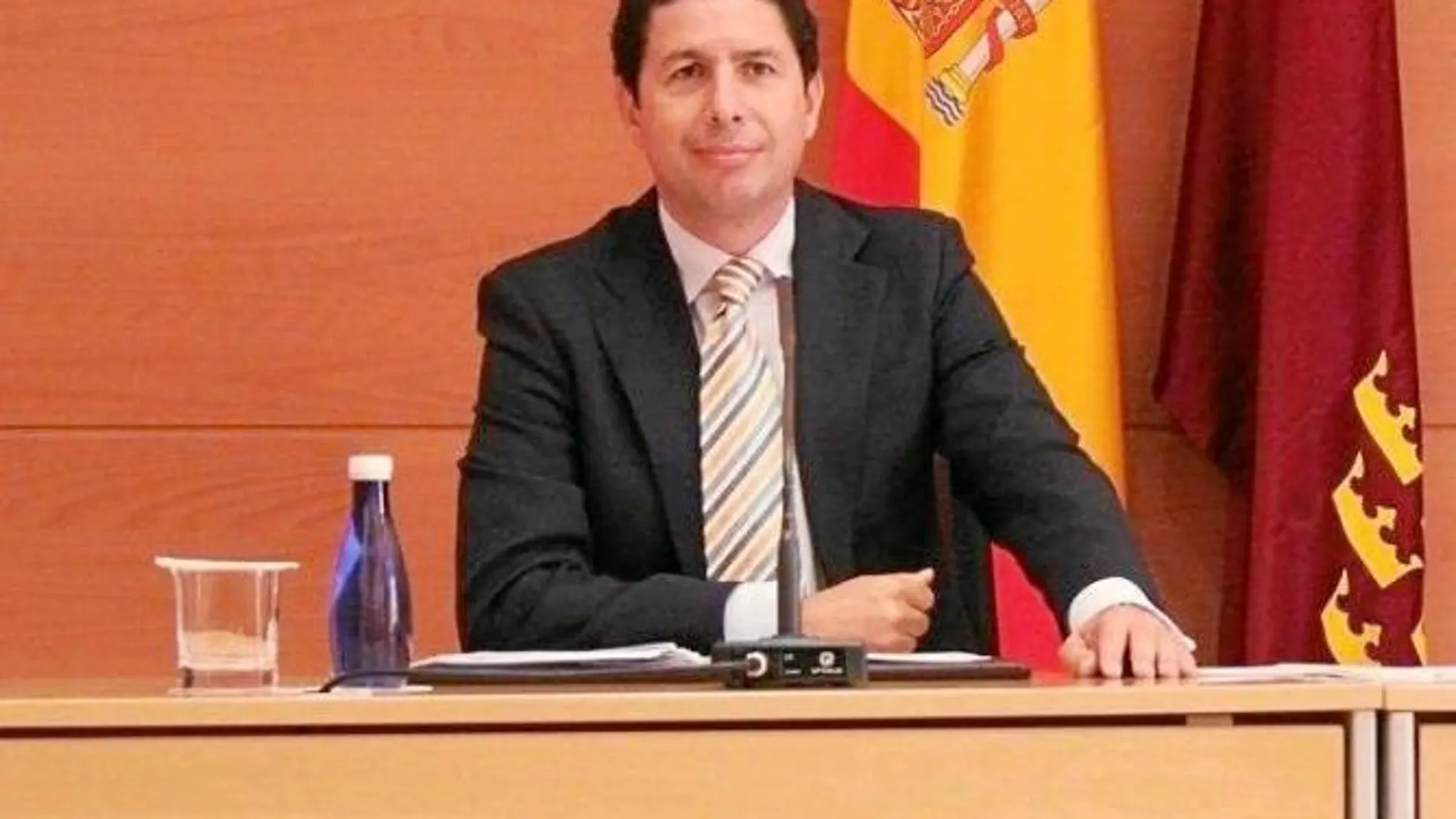 Sevilla confirma el compromiso del Gobierno para que no se retrase el AVE