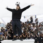Maradona viaja a Europa para ver a sus internacionales