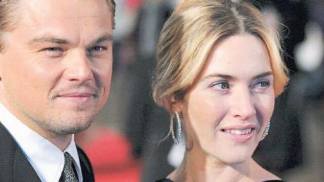 DiCaprio y Winslet salen a flote