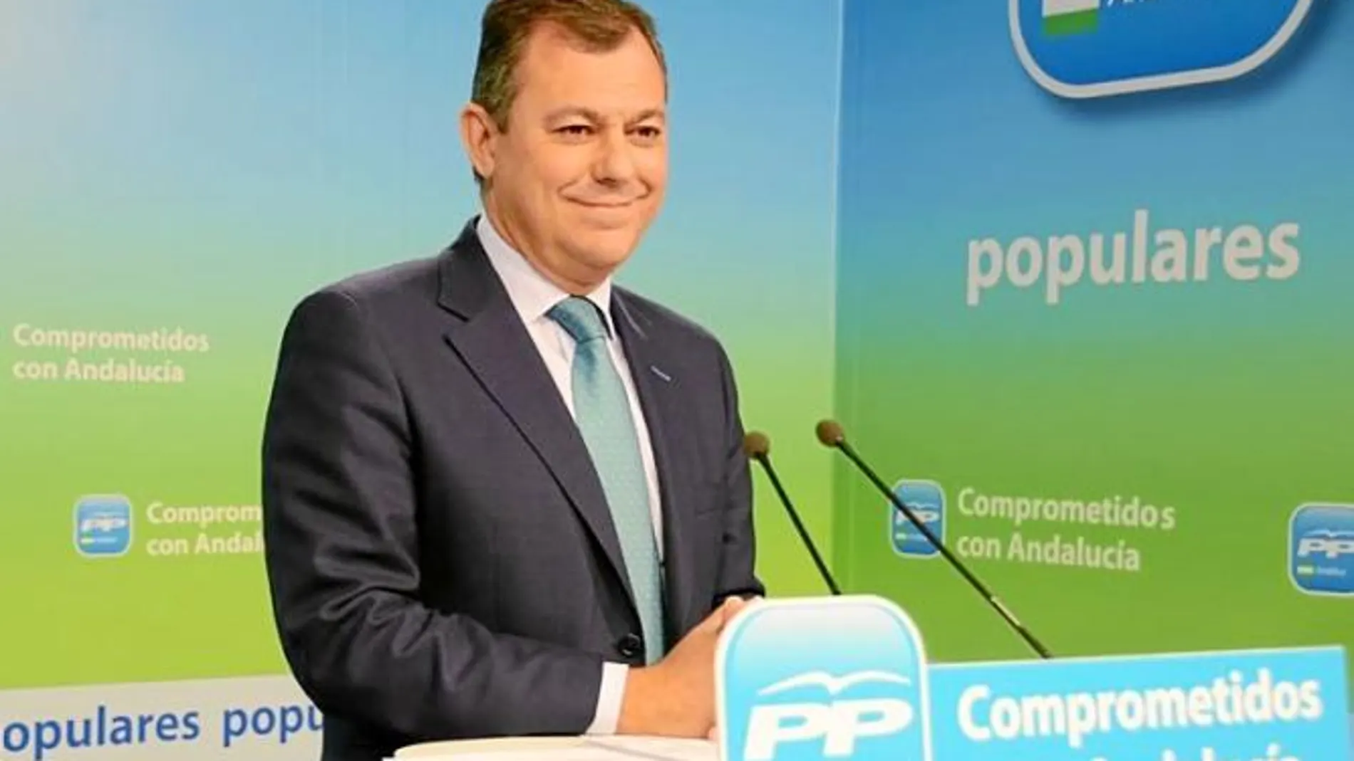 El secretario general del PP-A, José Luis Sanz, cree que la cifra «sorprendería» a los andaluces