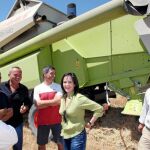 La consejera Silvia Clemente visita una explotación agraria de jóvenes, en la provincia de Valladolid
