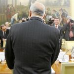 Wert, en la reunión del Consejo de Universidades, mientras el PSOE intentaba reprobarle en el Congreso