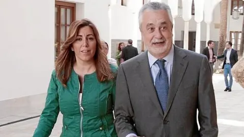 Díaz cede poder y se centrará en el PSOE de Sevilla