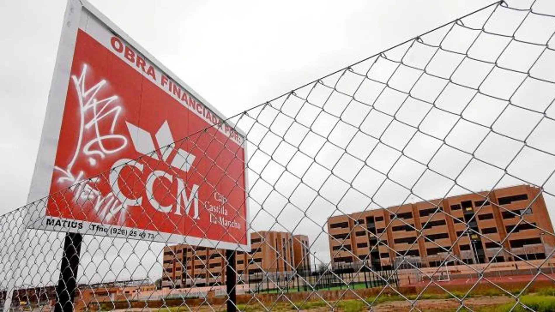 El riesgo del «ladrillo» forzará a la banca a vender activos