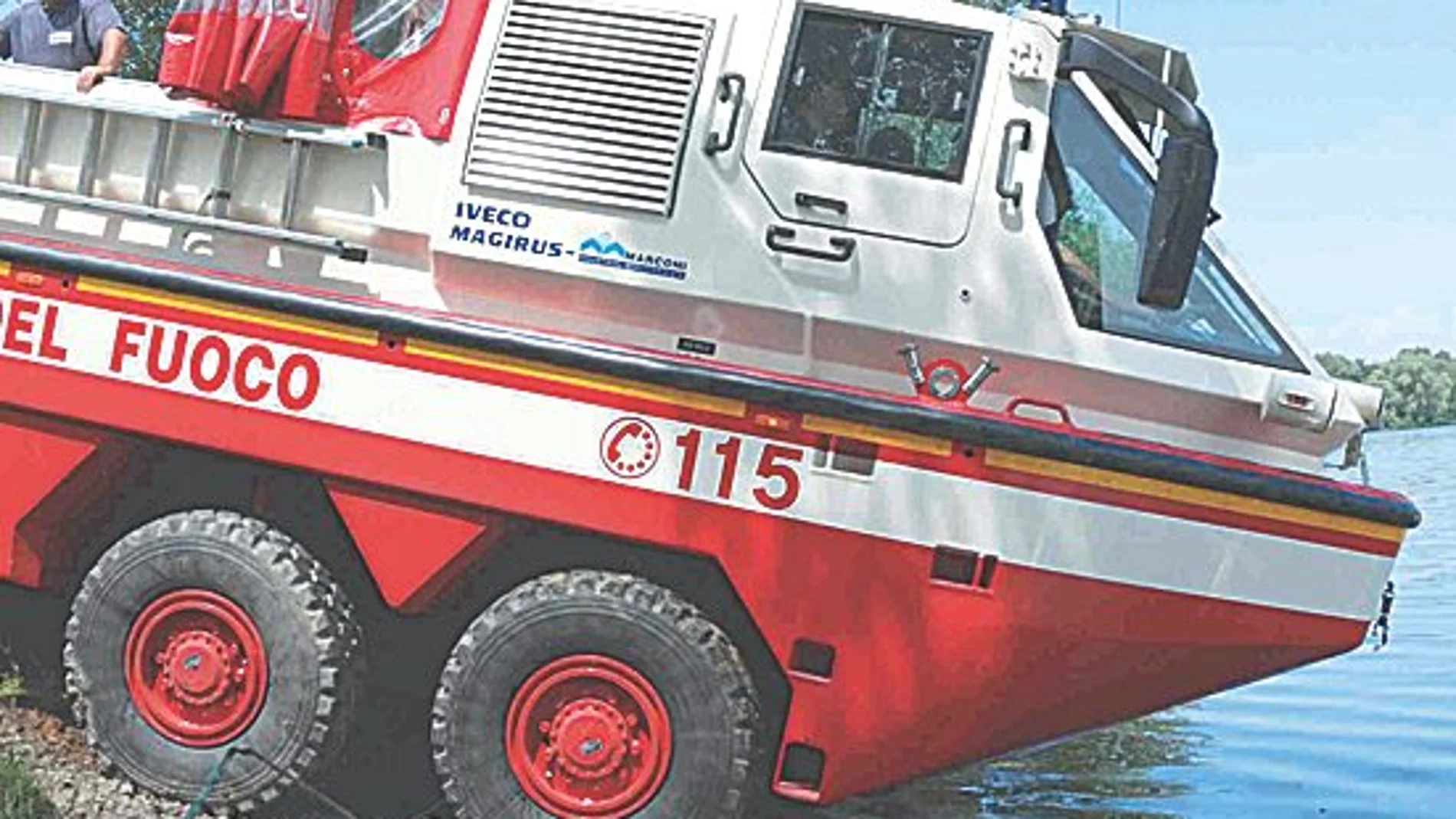 Iveco presenta su nuevo anfibio para la lucha contra incendios forestales