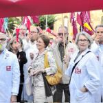 Todos los sindicatos estuvieron presentes en la protesta frente a la conselleria de Salud