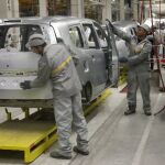 Renault inaugura una gran planta en Marruecos para producir sus Dacia