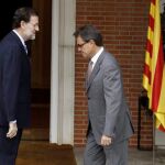 Rajoy ha recibido a Mas en el Palacio de la Moncloa