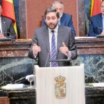 El portavoz adjunto del Partido Popular en la Región de Murcia, Víctor Manuel Martínez, durante una intervención en la Asamblea Regional de Murcia