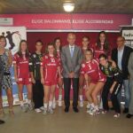 Firma del Convenio de Helvetia con el Balonmano Alcobendas