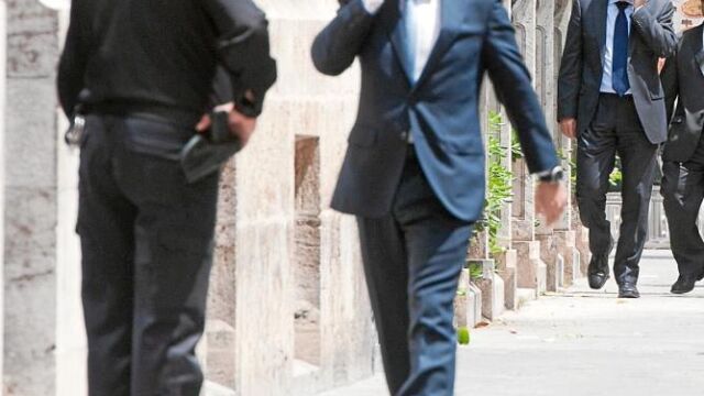 Rus muestra ante Fabra su rechazo a Castellano