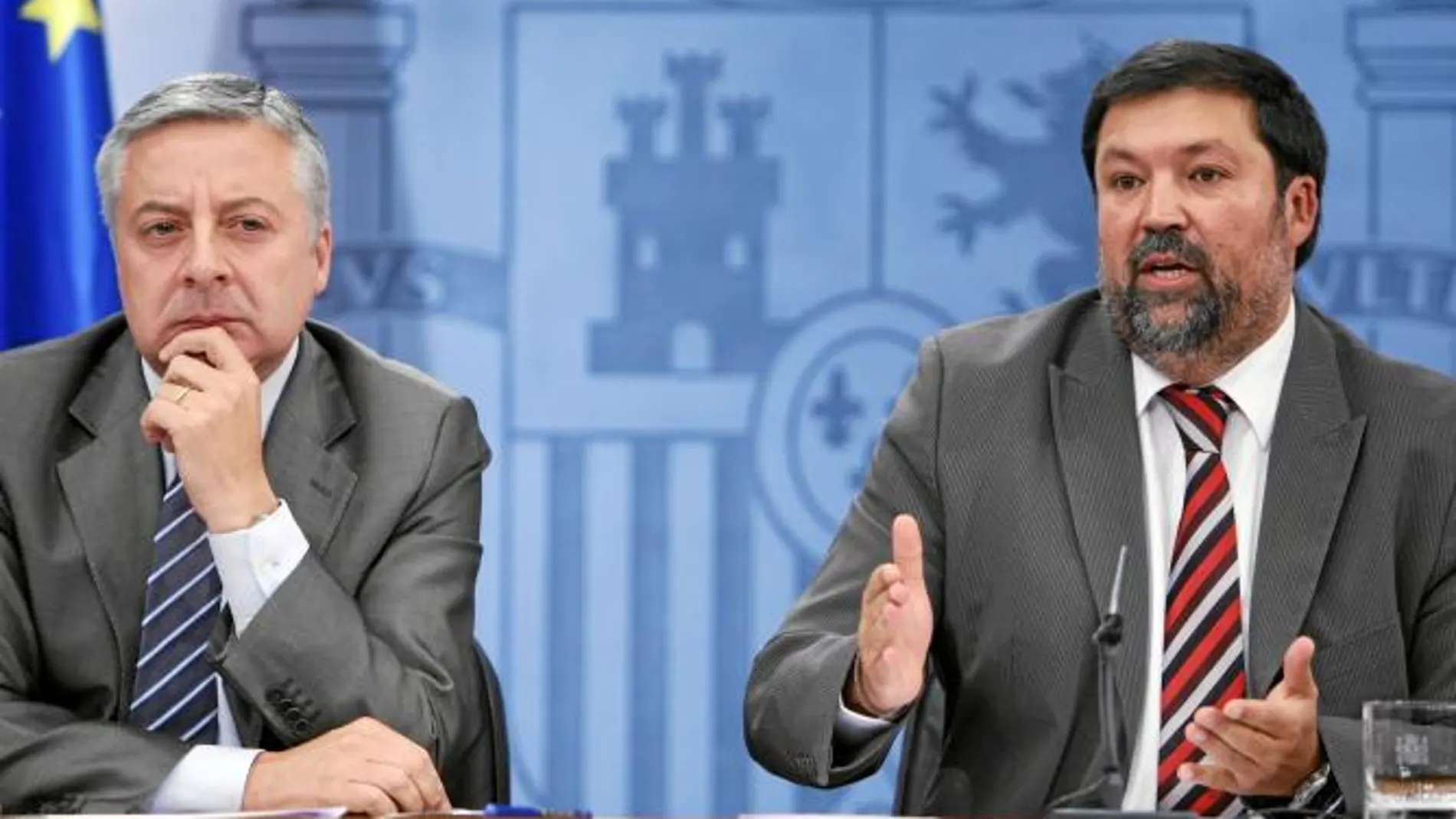 Blanco y Caamaño tras uno de los Consejos de Ministros durante la era Zapatero, podrían enfrentarse por el liderazgo del socialismo gallego
