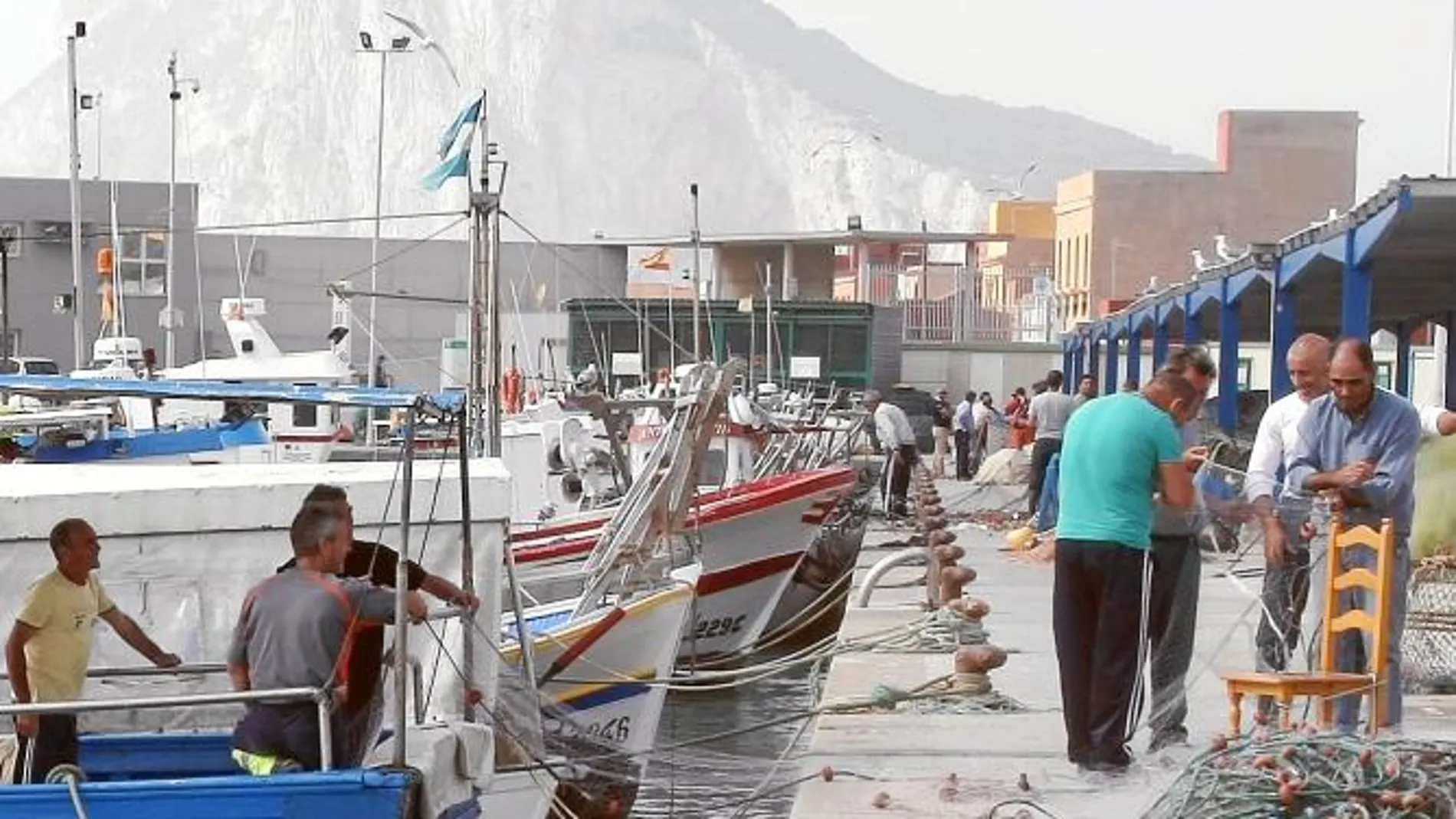 El PP avisa a Gibraltar de las consecuencias de sus actos