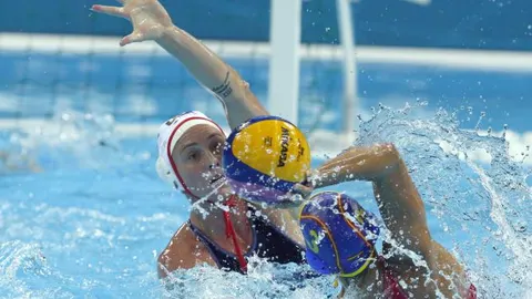 La española Anni Espar Llaquet frente a una jugadora americana en la final