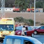 A las 16:00 horas se registró una llamada al centro de Emergencias 112 que alertaba de un incendio agrícola cerca de las viviendas de la urbanización La Cardosa, de Valdeavero. A las 21:00 horas, el fuego se daba por controlado