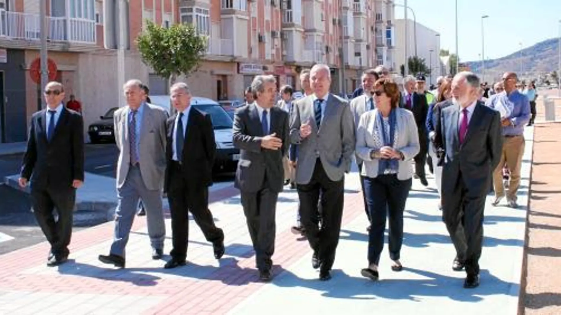 Valcárcel asegura que Murcia no tendrá problemas para poder colocar su deuda