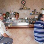 Los propietarios de los bares de la Comunidad tienen previsto abrir sus negocios