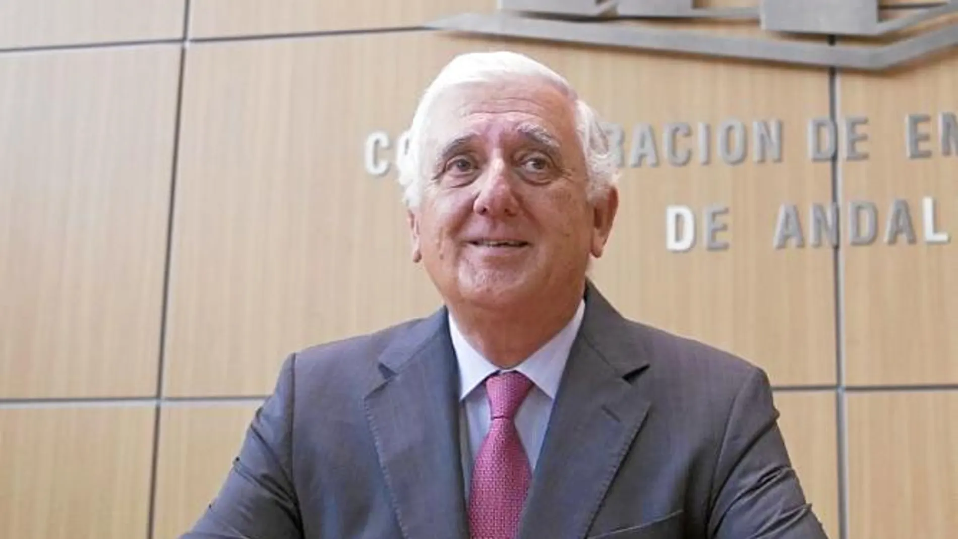 La patronal no entiende que el sector público empresarial siga igual