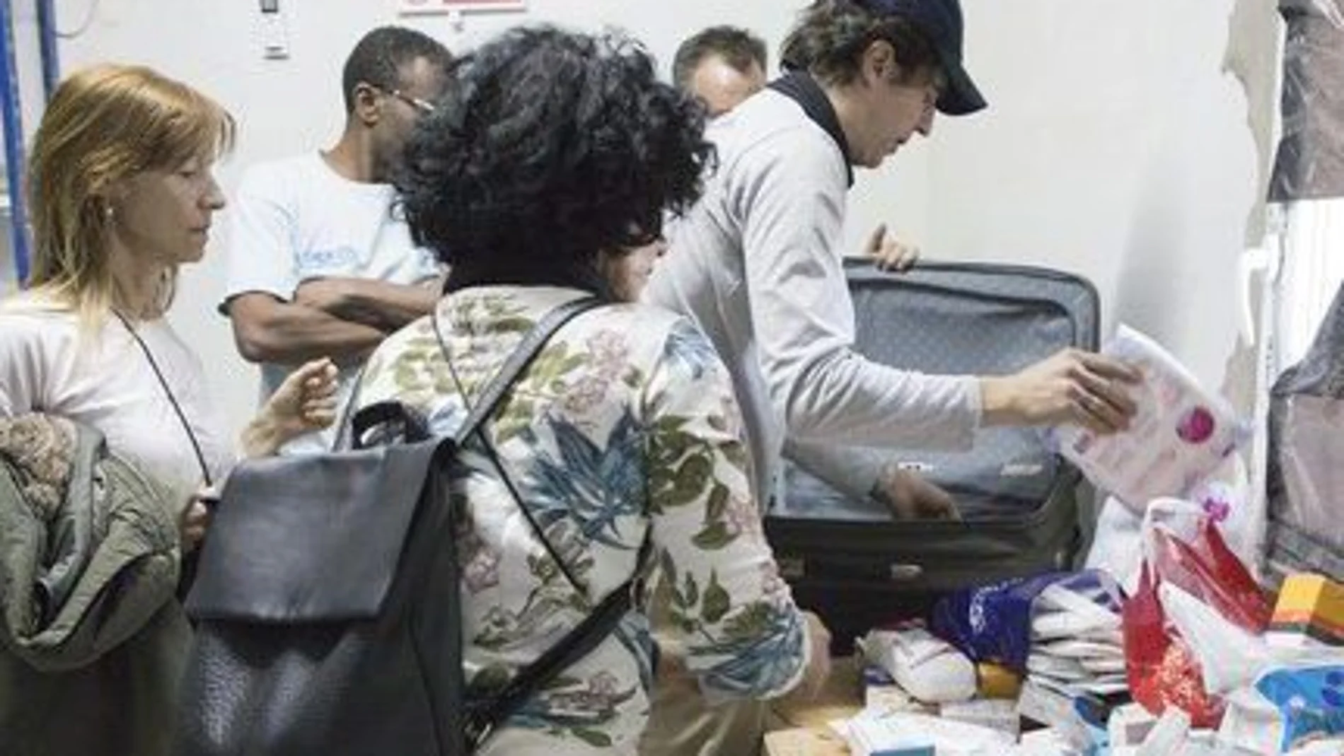 Una delegación de Castilla y León entrega medicamentos en el hospital de Smara (Argelia)
