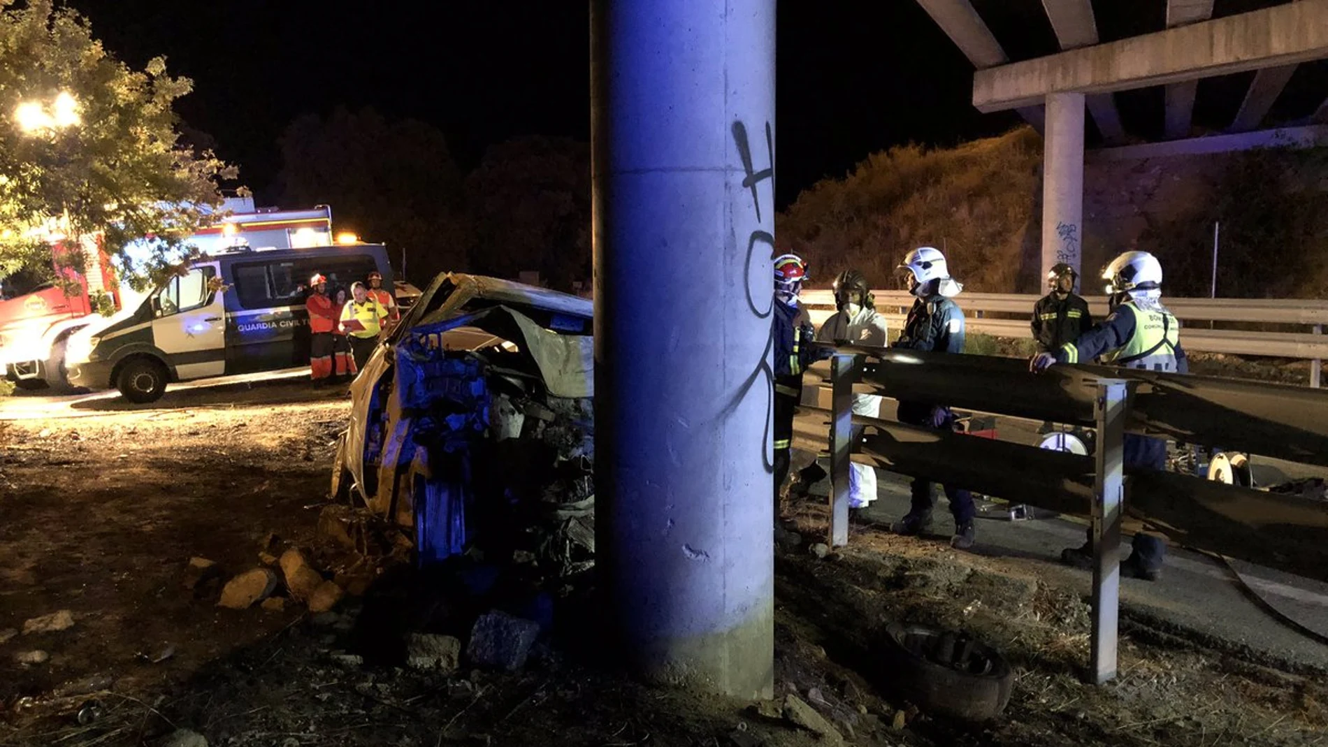 En el kilómetro 2 de la carretera M-527, en Guadarrama, bajo el puente de la AP-6,