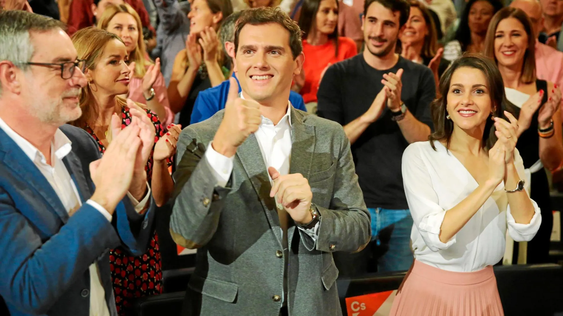 El líder de Ciudadanos, Albert Rivera, junto a Inés Arrimadas y José Manuel Villegas / Foto: Cipriano Pastrano