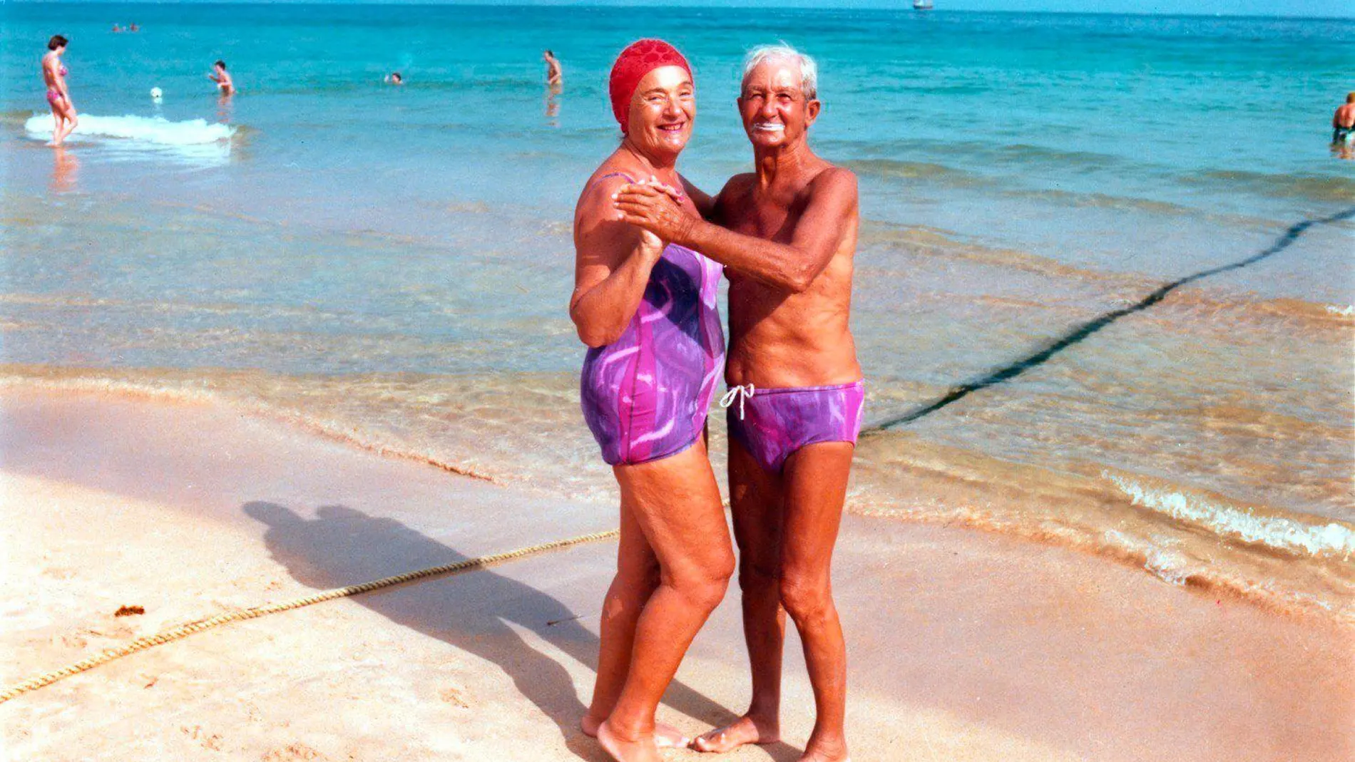 Dos jubilados disfrutando de sus vacaciones