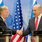 John Bolton ayer con el primer ministro israelí, Benjamín Netanyahu, en Jeruslaén