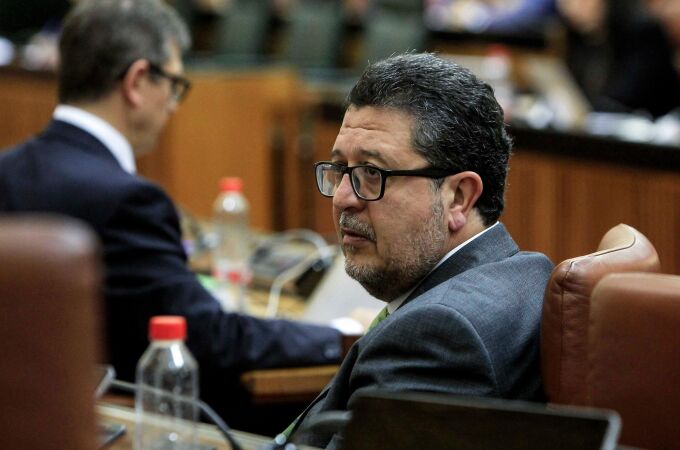 El ex líder de Vox en Andalucía Francisco Serrano, en el Parlamento de Andalucía