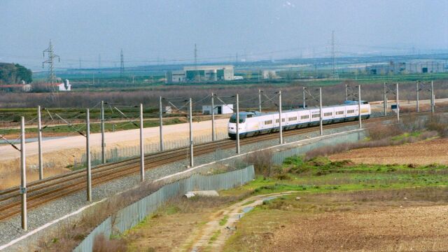 Adif adjudica control obras línea Monforte del Cid-Murcia por 1,8 millones