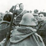 Hernández no fue el único que murió a consecuencia de la guerra. Sus pertenencias incluían ropa, un bote y una cazuela