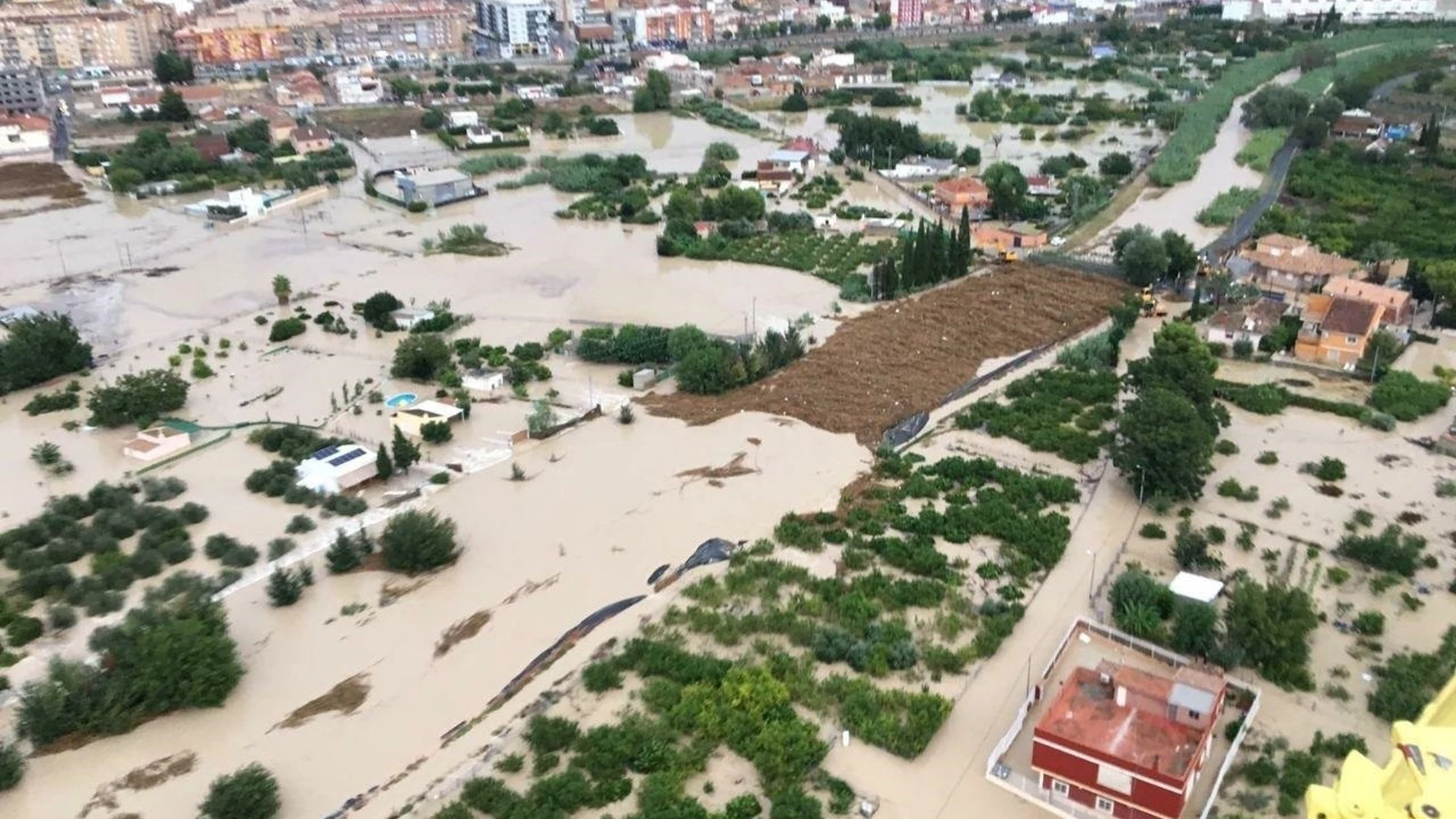 Emergencias recibe casi 8.000 llamadas por la gota fría