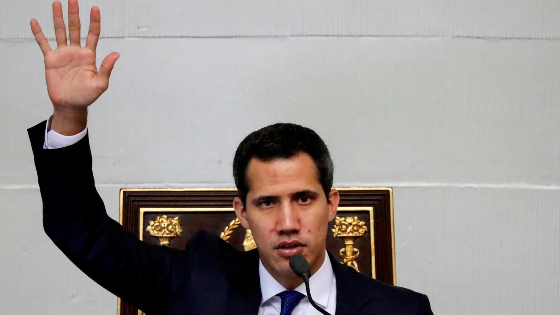 El presidente encargado Juan Guaido en la Asamblea Nacional, en Caracas/Reuters