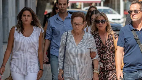La familia de Gabriel Cruz, a la llegada a la Audiencia de Almería
