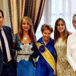 María Teresa Rodríguez junto al alcalde de Palencia, Mario Simón, y varios miembros del Gobierno Municipal