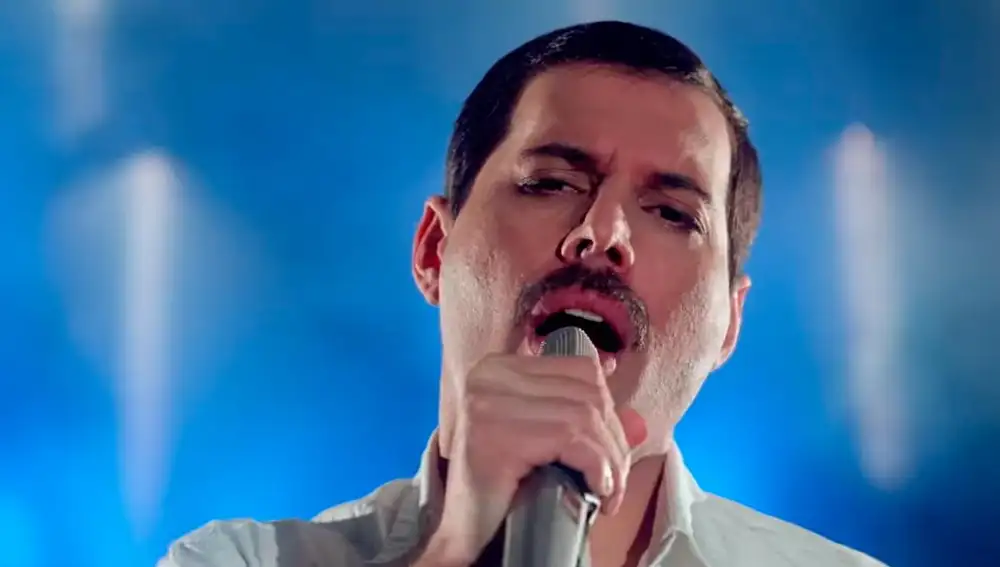 Freddie Mercury en la versión inédita de la canción