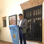 El alcalde de Mairena del Alcor, Juanma López, ayer en el acto inaugural del Festival de Cante Jondo Antonio Mairena / La Razón